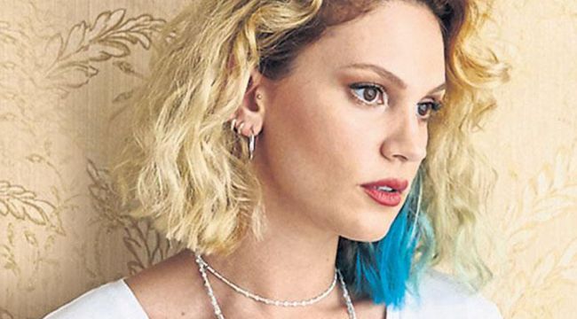 Masumlar Apartman?'n?n ?nci'si Farah Zeynep Abdullah, Bergen Dizisinin Ba?rol Seildi 