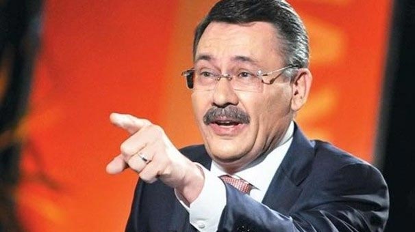 Melih Gkek 23 Y?ll?k Koltu?undan Yar?n Kalk?yor,Niye ?stifa Ediyor Veda Konu?mas?nda Syledi